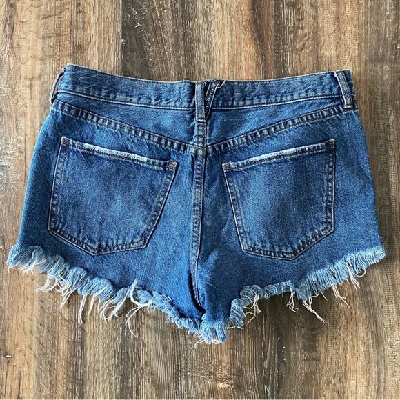 We the Free Cutoff Button Fly Denim Shorts Size 27 - Picture 3 of 7
